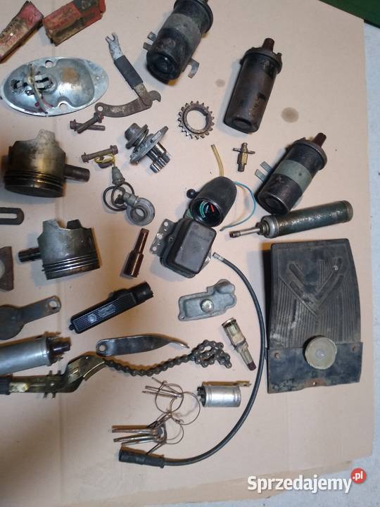 Fiat 126p syrena Fiat 125p żuk pozostalosc kujawsko-pomorskie Kruszwica