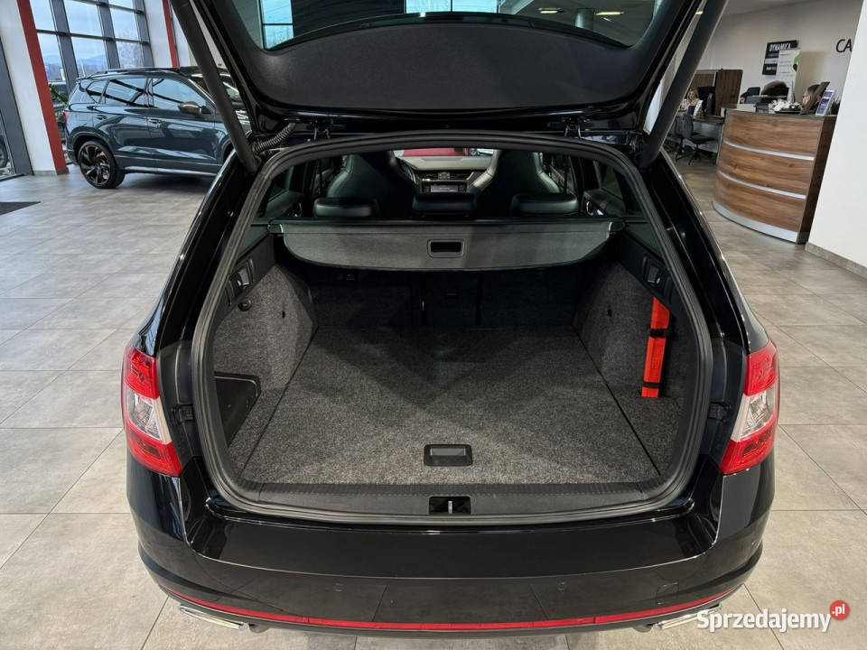 koda Octavia Combi VRS 20TDI 184 DSG 2014 r światła przeciwmgielne małopolskie Myślenice