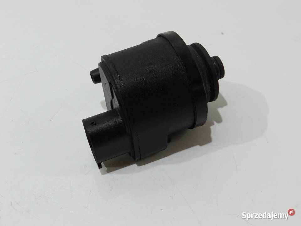 PODGRZEWACZ PALIWA BMW 5 E60 E61 30D 4 PINY