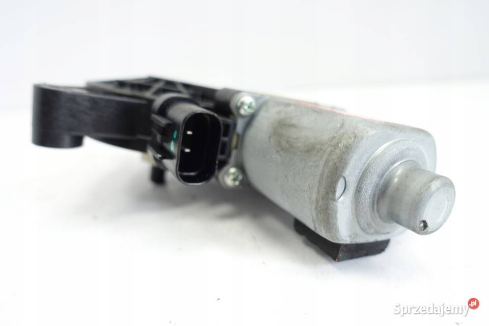 Hyundai Tucson III 15 SILNICZEK TYLNEJ SZYBY tył Rudka