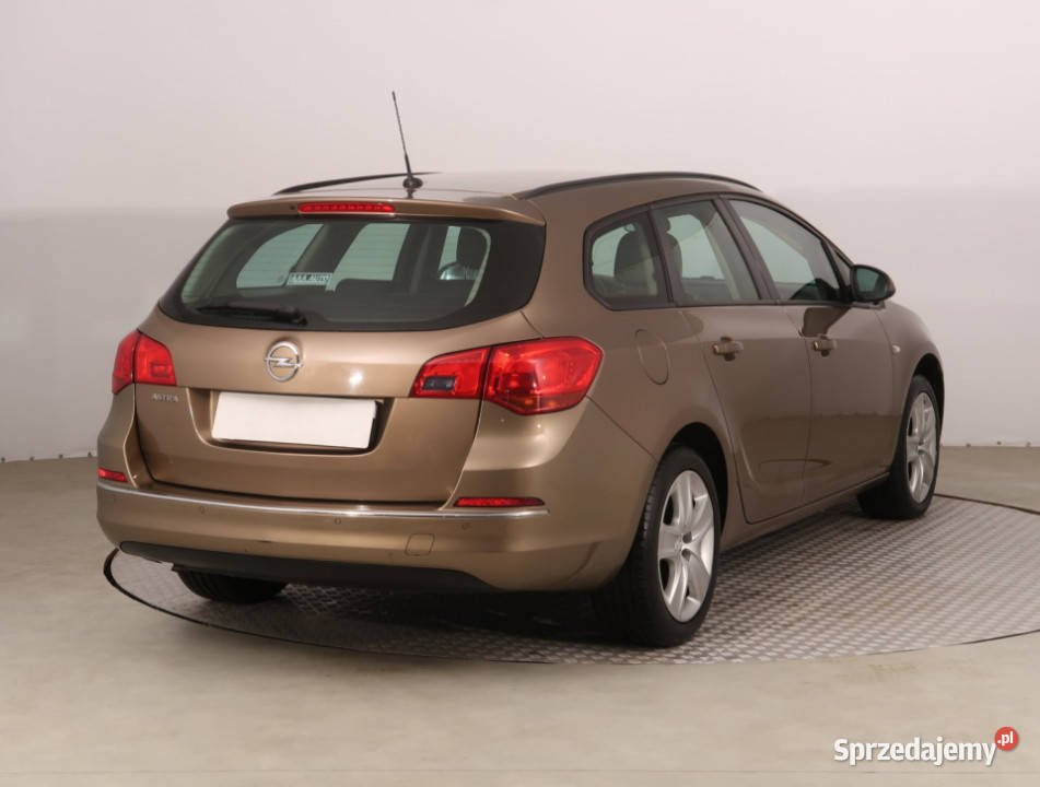 Opel Astra 14 T 143113km