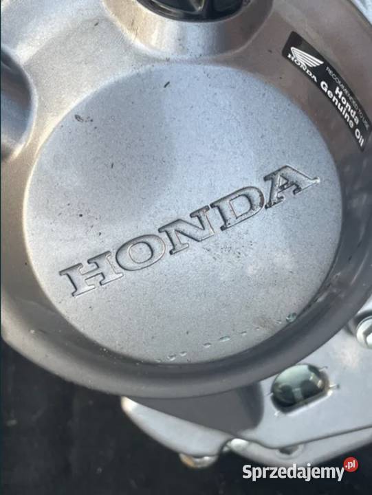 Pokrywa dekiel lewa alternatora silnika Honda Ostrów Wielkopolski