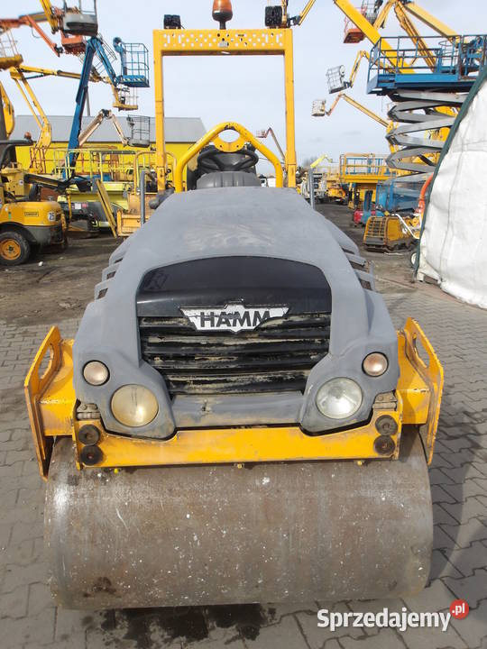 Walec dwubębnowy przegubowy Hamm HD12 VV Pleszew