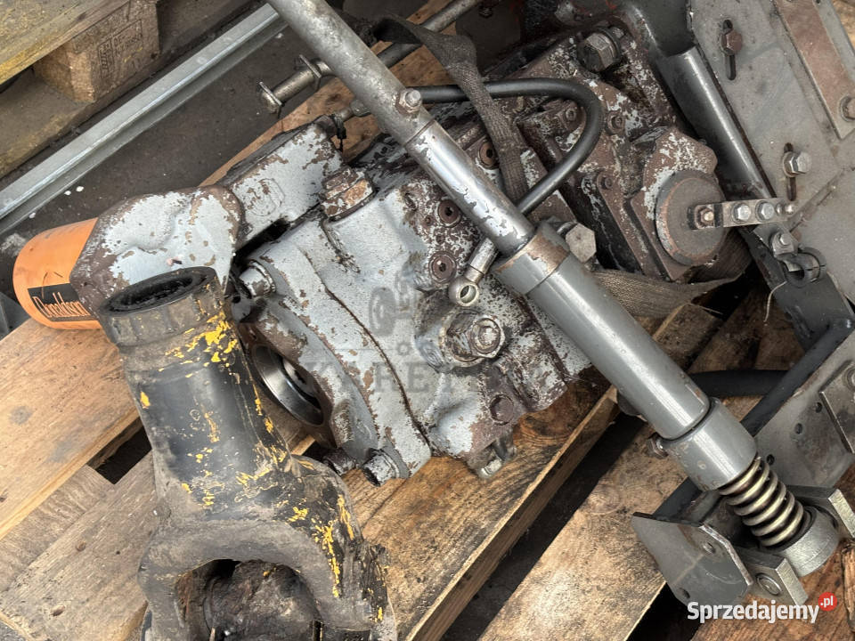 Claas 480 Obudowa Przekładni Skrzyni Biegów wielkopolskie Jastrzębniki sprzedam