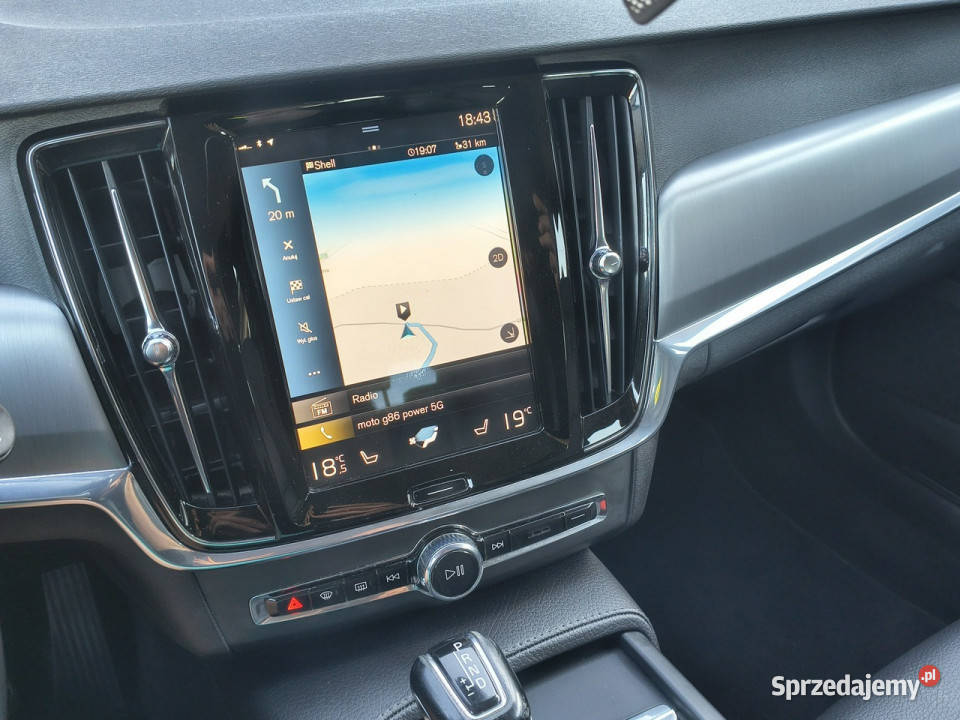 Volvo V90 20d 150 Business Servis ASO Rok produkcji 2019