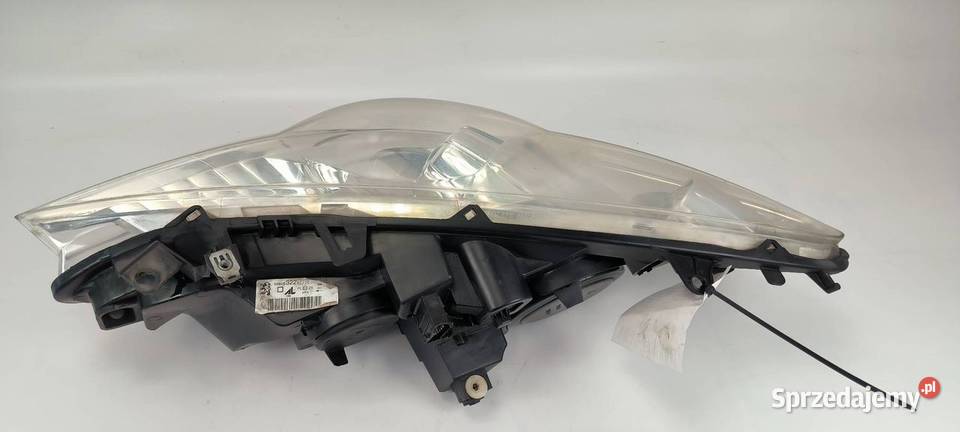 LAMPA PRAWA PRZÓD PEUGEOT 307 Lipno