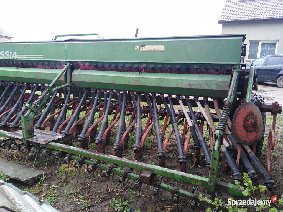 Siewnik Hassia 45m łódzkie Wychny sprzedam