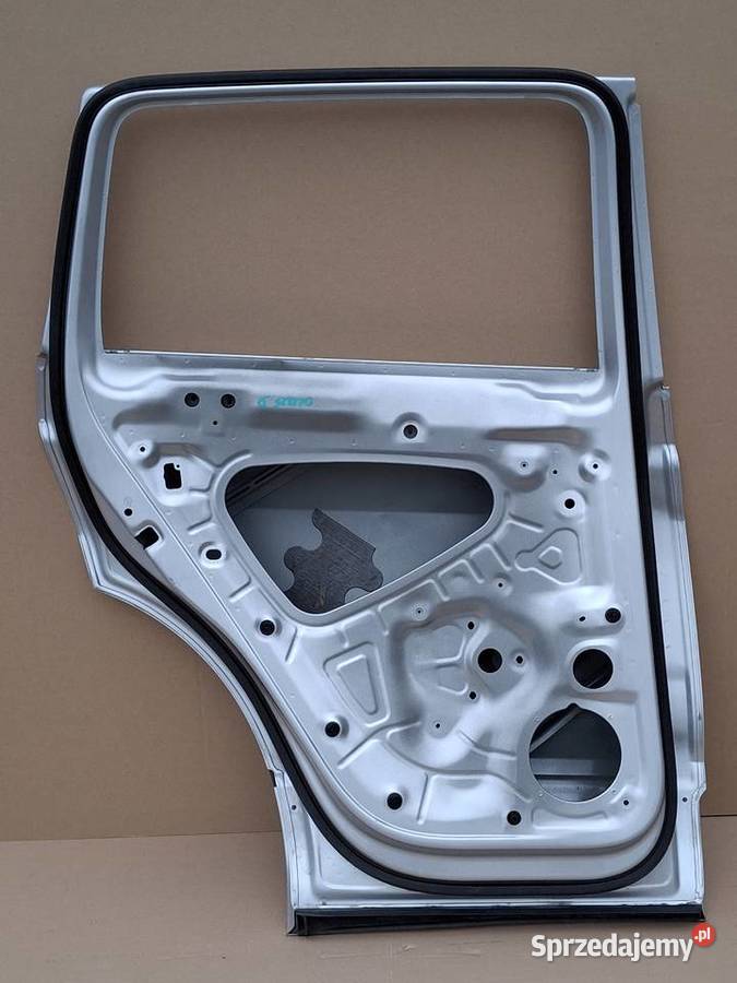 VW TIGUAN 5NA II DRZWI LEWY TYŁ LEWE TYLNE LA7W Bieleń sprzedam