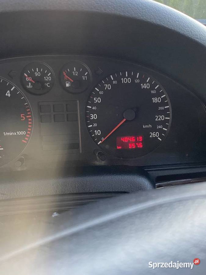 Audi A4 B5 1999 r diesel kombi hak Polanka