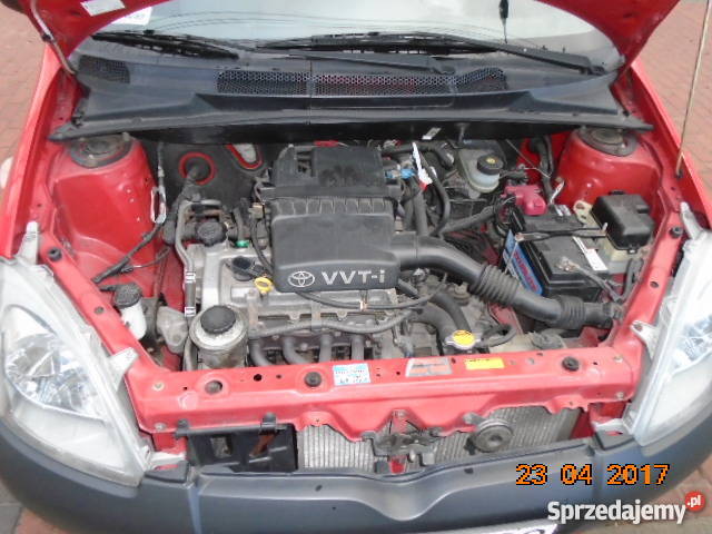 TOYOTA YARIS 10 VVTI 68 BENZYNA IDEAŁ 68KM Augustów