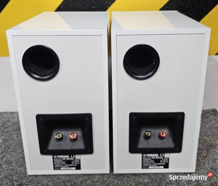 Kolumny stereo YAMAHA NSBP300 pianocraft