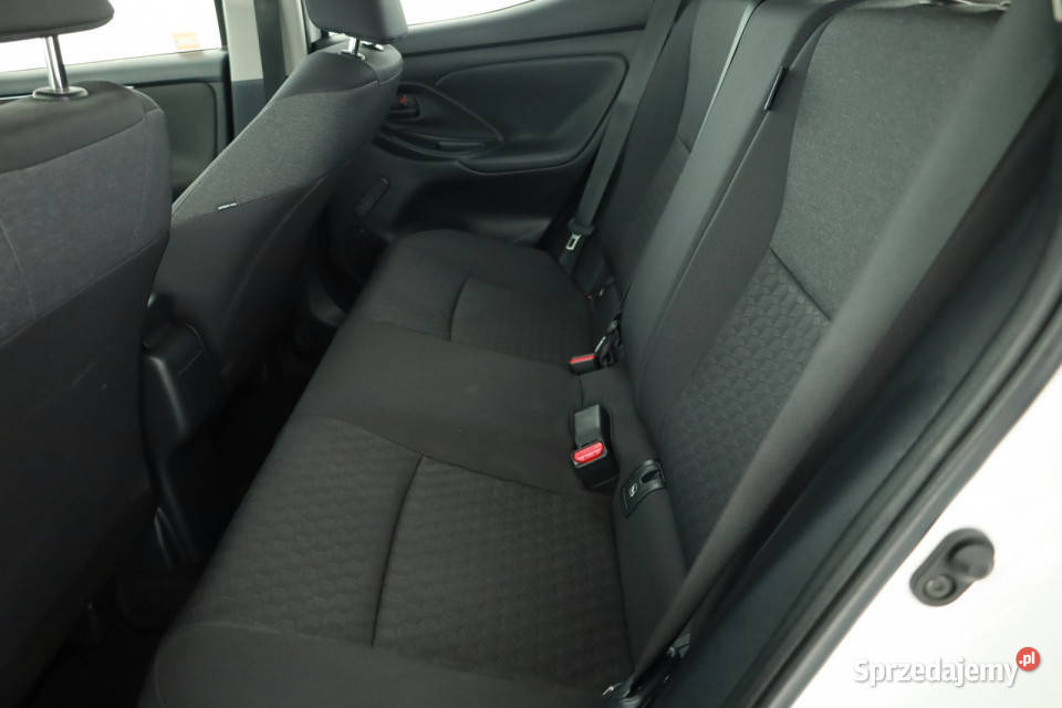 Toyota Yaris 15 VVTi Hybrid kamera cofania