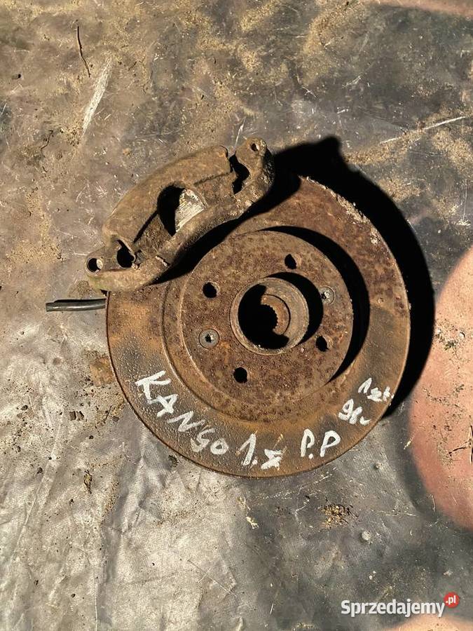 Zwrotnica prawa przednia Renault Kangoo I 14 Motoryzacja