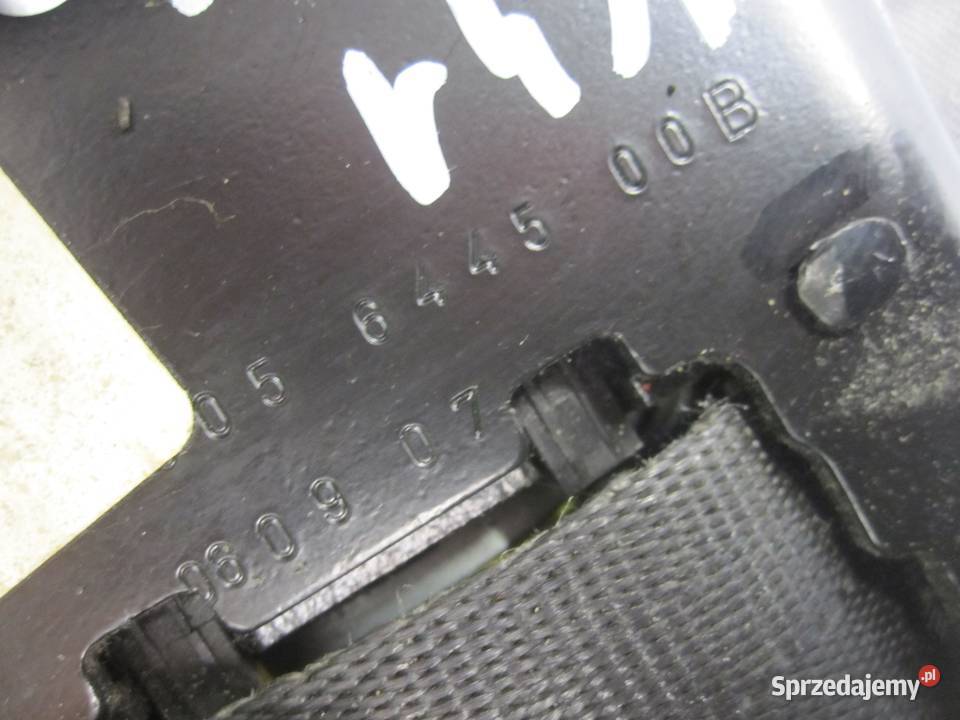 VOLVO C30 RDESIGN 07r pas bezpieczeństwa prawy Pasy bezpieczeństwa Kielce