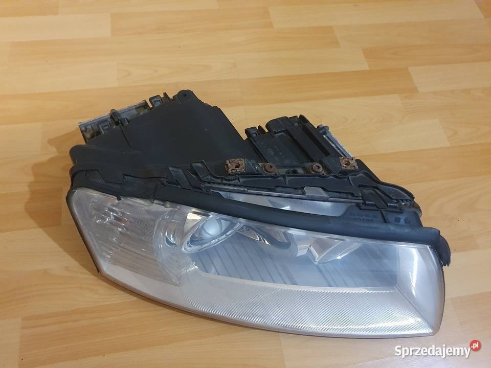 Lampa Prawa przód reflektor Xenon Audi A8 D3 Rok produkcji 2003