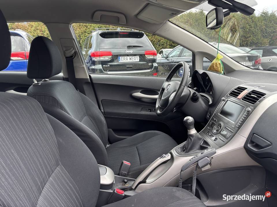 Toyota Auris Auris Paniówki