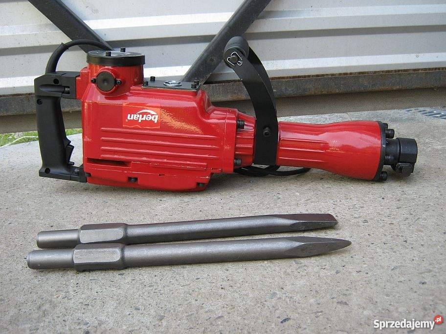 MŁOT UDAROWY WYBURZENIOWY 1800W 36J