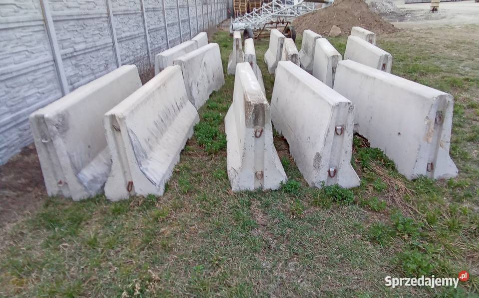 Bariera drogowa mur oporowy Wiaderno