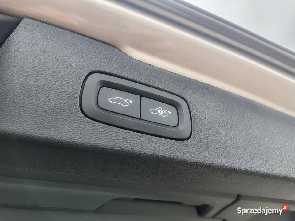 Volvo V60 2023r FV23 Automat Aktywny tempomat Poznań