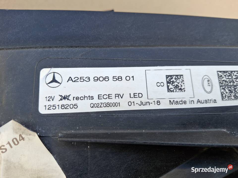 MERCERDES GLC W253 REFLEKTOR PRAWY FULL LED lubuskie