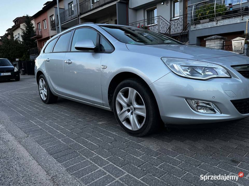 OPEL ASTRA 14T 140 manualna