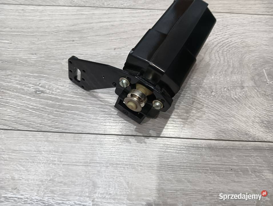 Silnik Tur 2 80W maszyna do szycia łucznik 466 Części i Akcesoria AGD Wałbrzych sprzedam