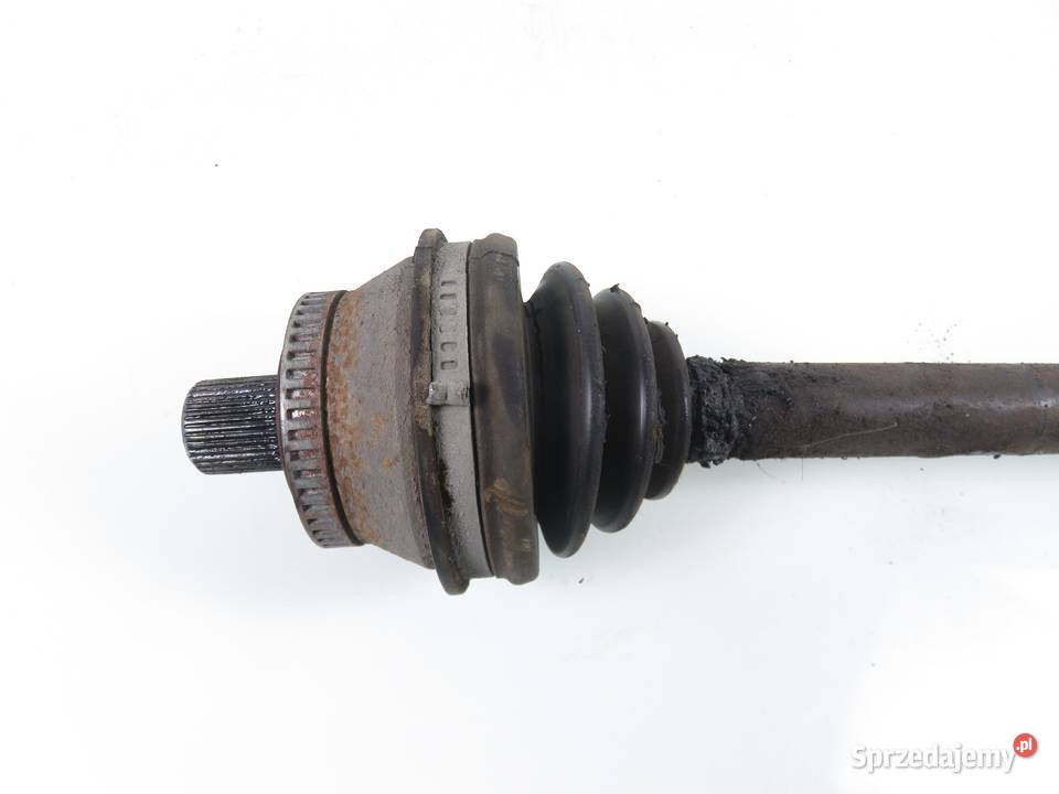 PÓŁOŚ LEWA PRZEDNIA VW PASSAT B5 19 TDI osobowe