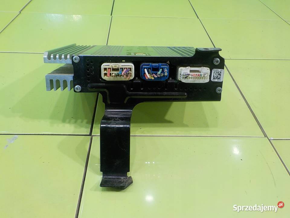 TOYOTA PRIUS II 15 VVTI 08r 5D wzmacniacz osobowe