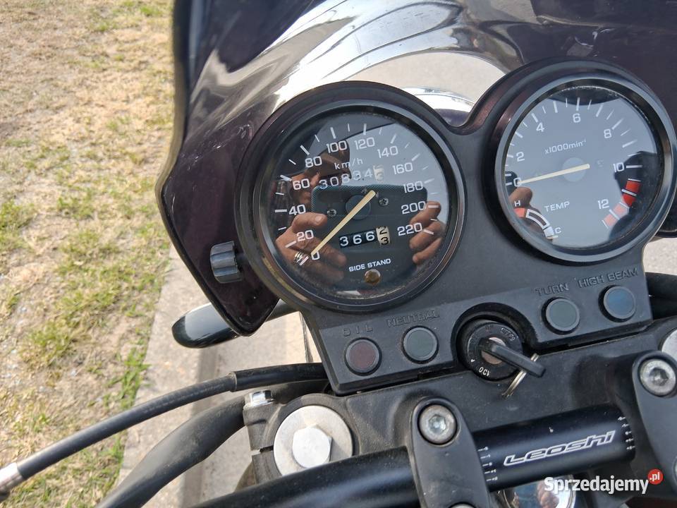 Honda CB 500 2003 mega stan zachowaniagodny Rok produkcji 2003 Świecie