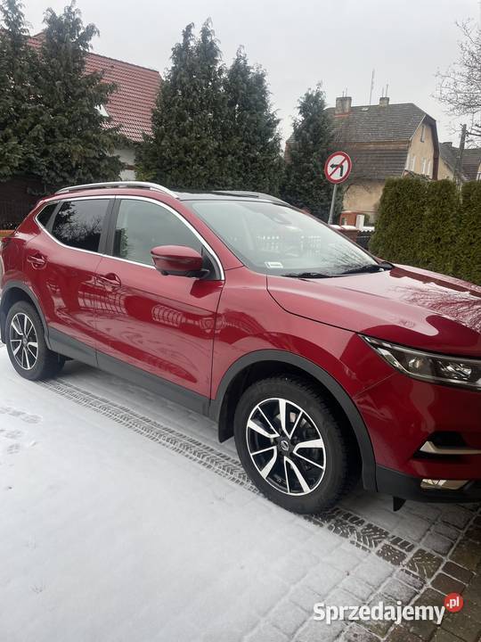 Sprzedam samochód Nissana Qashqai 2018 disel lakier metallic Trzebiatów