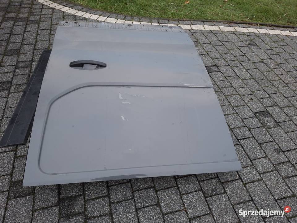 Drzwi przesuwne prawe Renault trafic III Samochody na części Niżowa