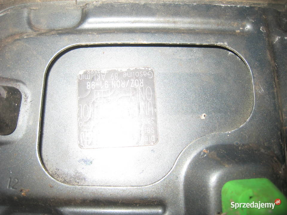 Klapka wlewu paliwa BMW E39 touring osobowe sprzedam