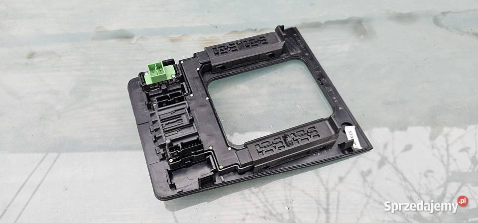 Ramka wybieraka panel szyb mercedes w202 Pozostałe