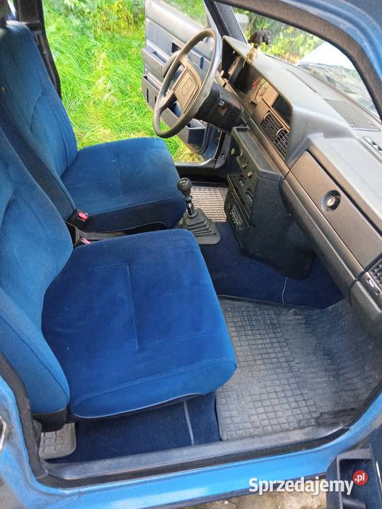 Volvo 244 sedan rocznik 83 piękny zabytek Pozostałe Ksawerów sprzedam