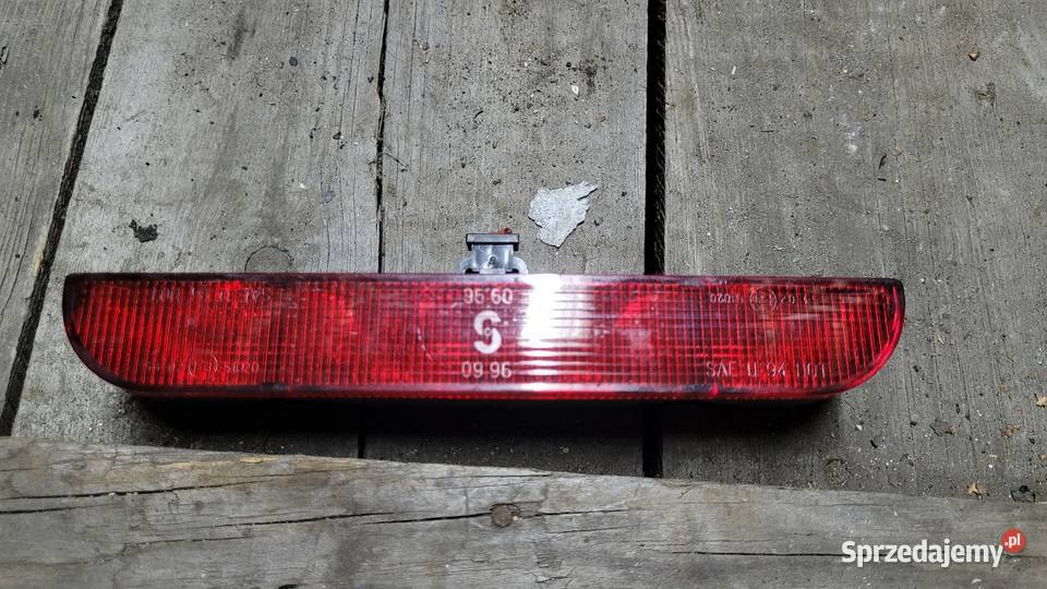 Światło stop Audi A4 B5 Środek Oświetlenie Łagów