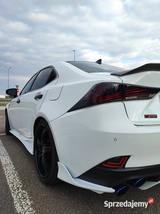 Lexus IS III 35l 350 AWD FSport 2018 wydech