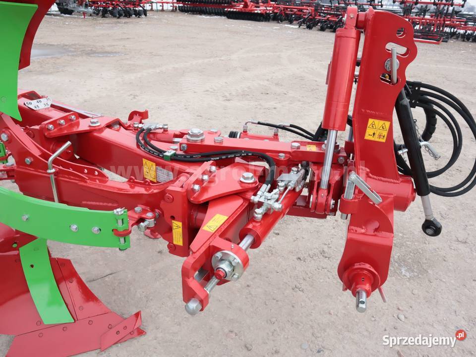 Pług obrotowy KOJA 4 skibowy 3 5 Solidny Unia nieuszkodzony Malbork