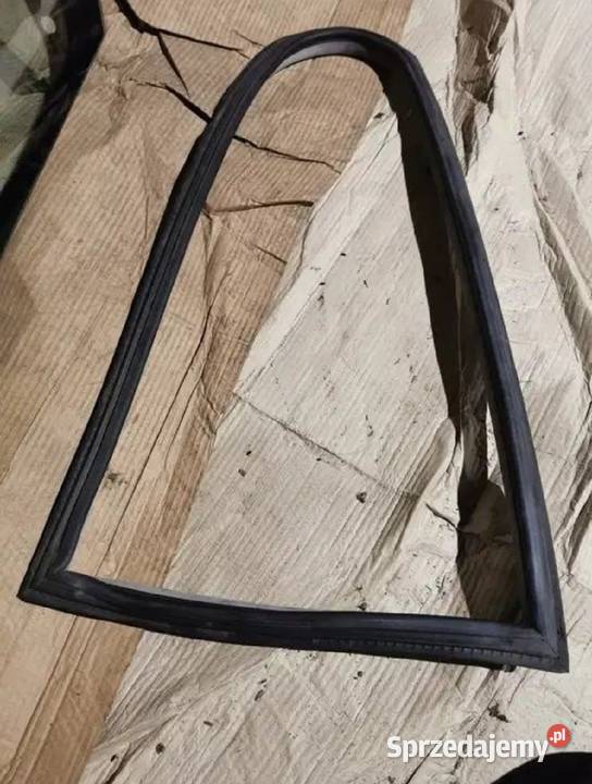 Uszczelka szyby lewy tył BMW E46 coupe Uszczelki szyb Żory