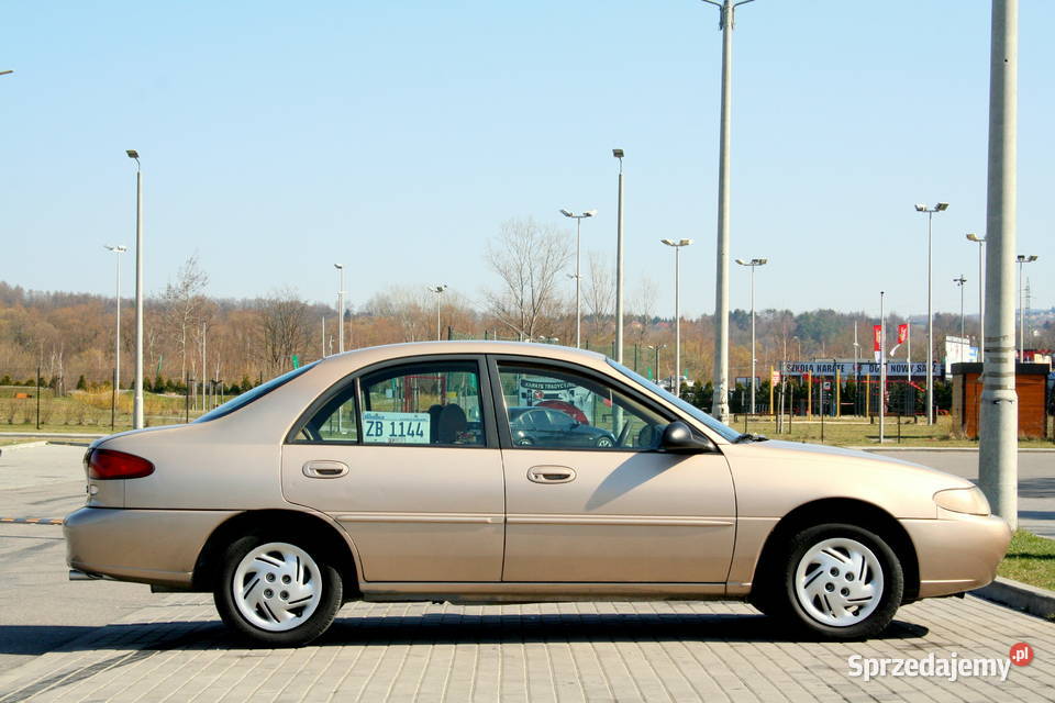 Ford Escort Benzyna Klimatyzacja Automat Zarejestrowany w Polsce