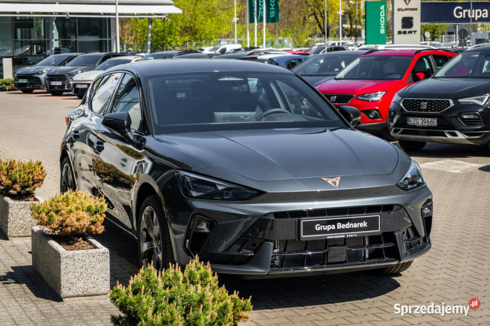 Cupra Leon 15 TSI 150 Dostępny ręki podgrzewane fotele Łódź