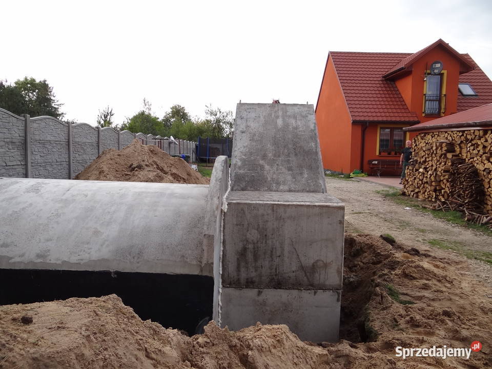 Piwnica piwniczka ziemianka ziemianki betonowe z Wierzbica