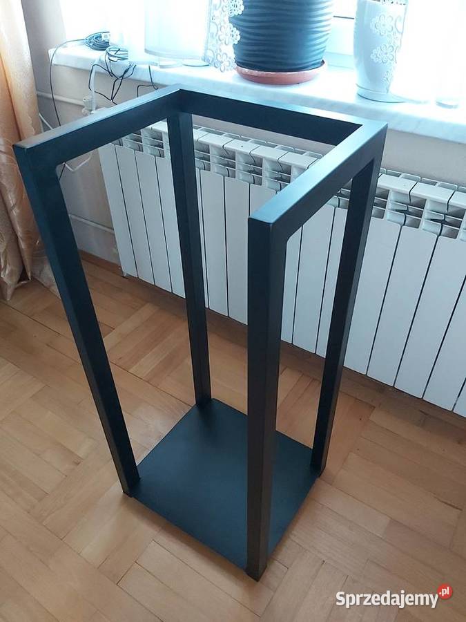 Stojak na drewno kominkowe czarny Przysietnica