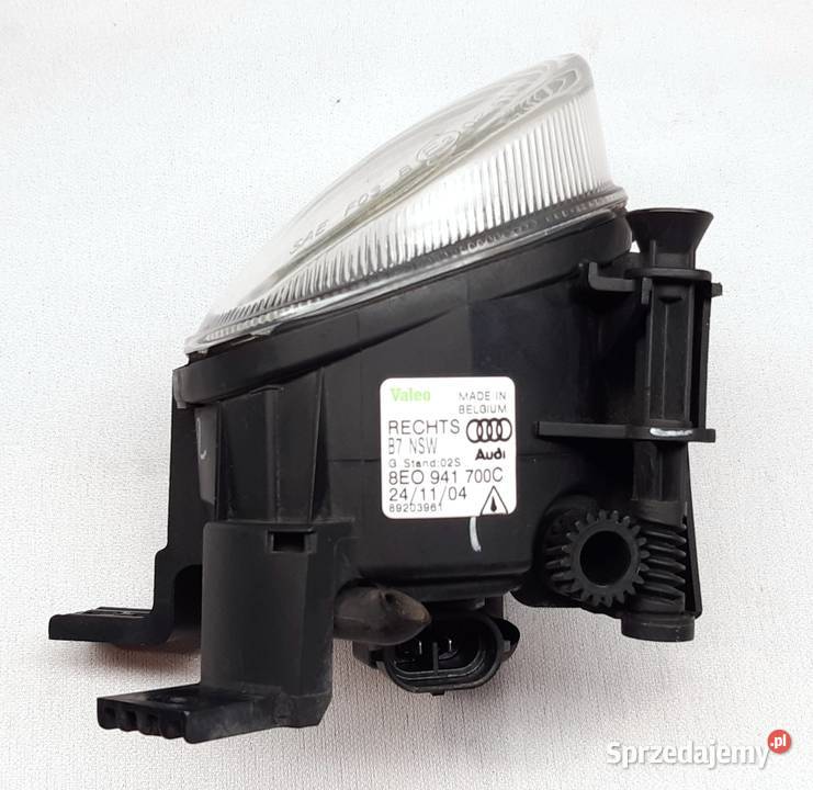 HALOGEN PRAWY PRZÓD AUDI A4 B7 A3 8P 8E0941700C Mielęcin