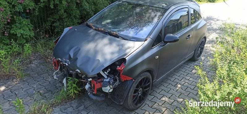 Corsa d uszkodzona Corsa Wilkszyn sprzedam