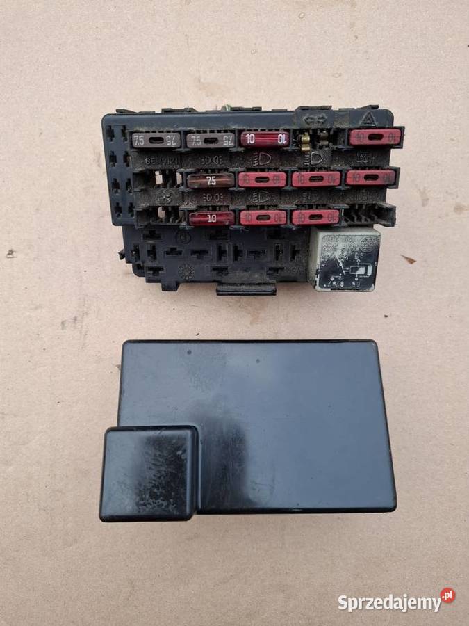 Skrzynka bezpieczników Fiat 126p Maluch EL osobowe Strzelce Opolskie