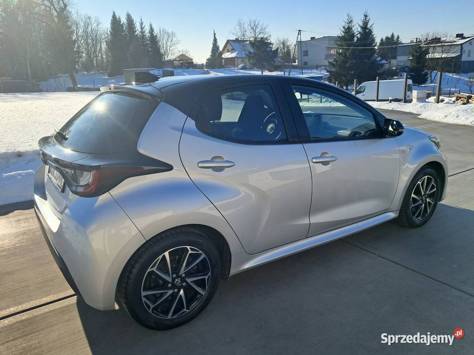 Toyota yaris Rok produkcji 2020 Szynwałd
