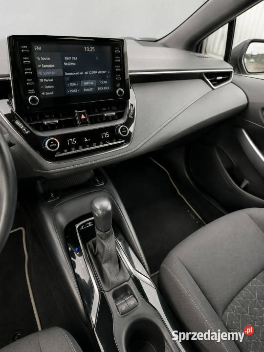 Toyota Corolla 21 Salon Polska 18 HYBRID 1wł z isofix Białystok