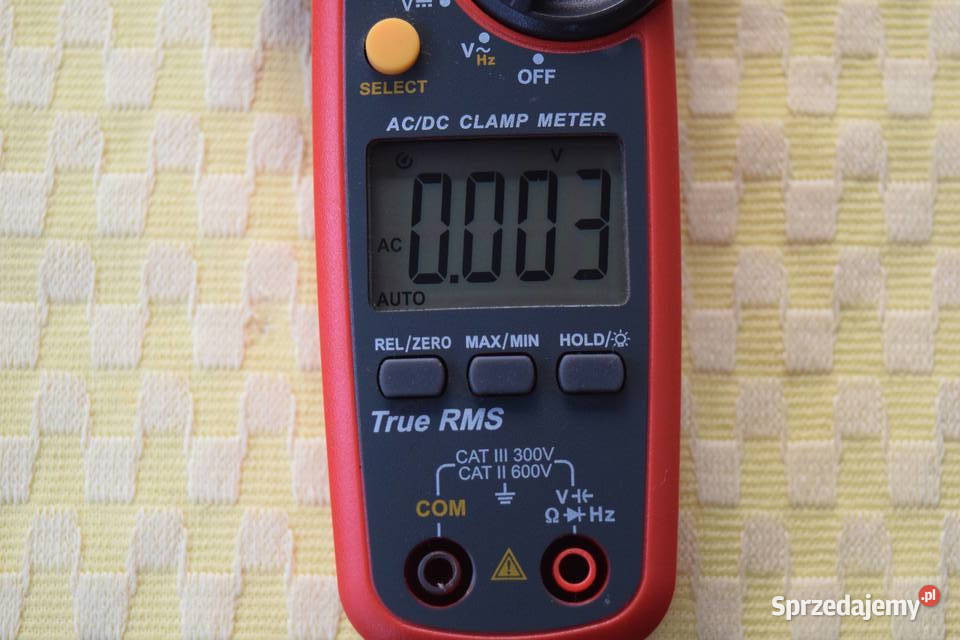 Miernik Cęgowy do Mierzenia Prądu UT 203 400A Olsztyn