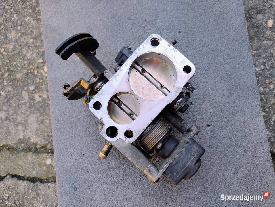 Audi 80 B4 Coupe Cabrio 28 V6 AAH Przepustnica Dębica