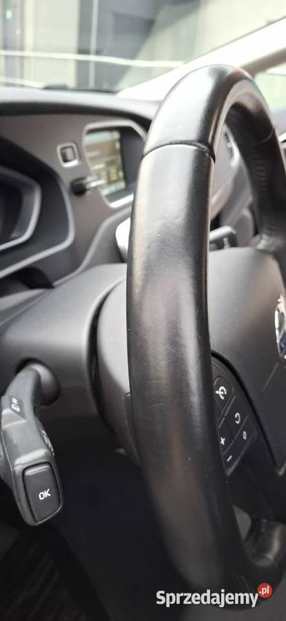 Volvo v40 2014r T2 16 benzyna 98 przebiegu V40 Gdynia